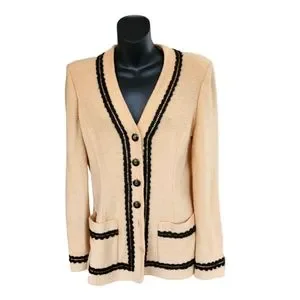 Ensemble St John Veste Et Jupe En Bouclé Beige - Taille 16, Neuf Avec étiquettes (MSRP $1690)